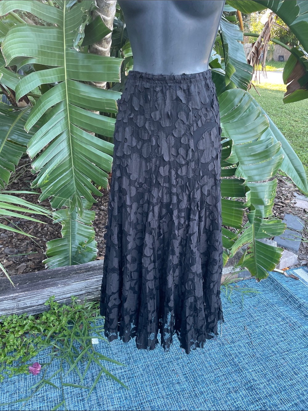 3-D floral lace full skirt